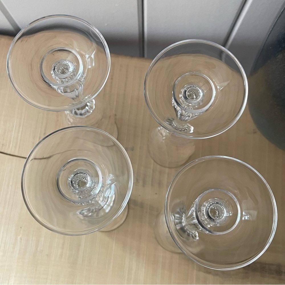 $15 SALE Vintage Champagne Flutes 4 Pc Set Party Glasses Holiday Wedding - Picture 4 of 6